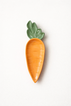 PLATO PARA SERVIR EN FORMA DE ZANAHORIA