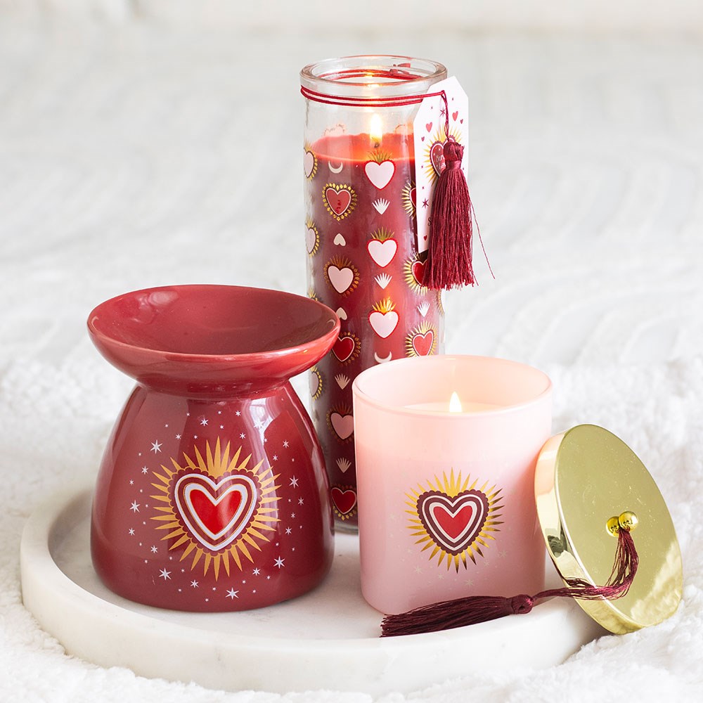 BLACK FIG TUBE CANDLE WITH SACRED HEART PRINT