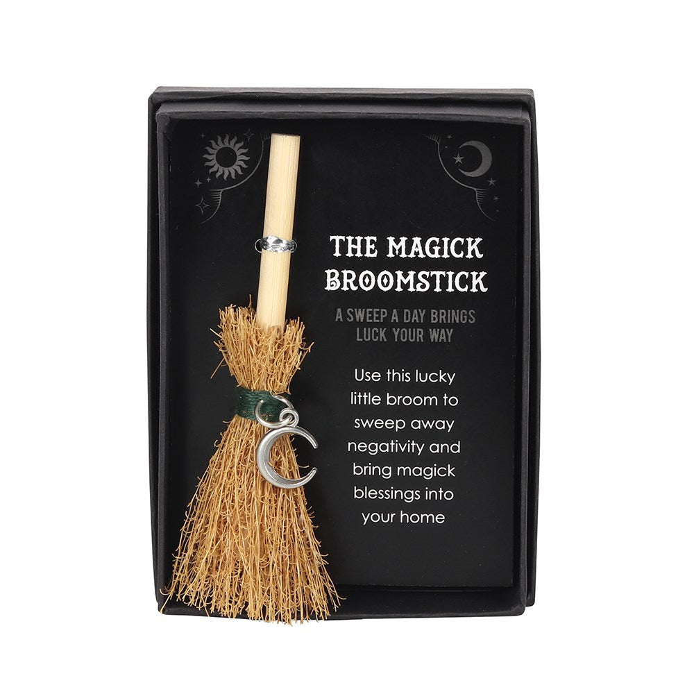 Mini escoba de bruja con luna creciente en caja negra – Ami Home Decor