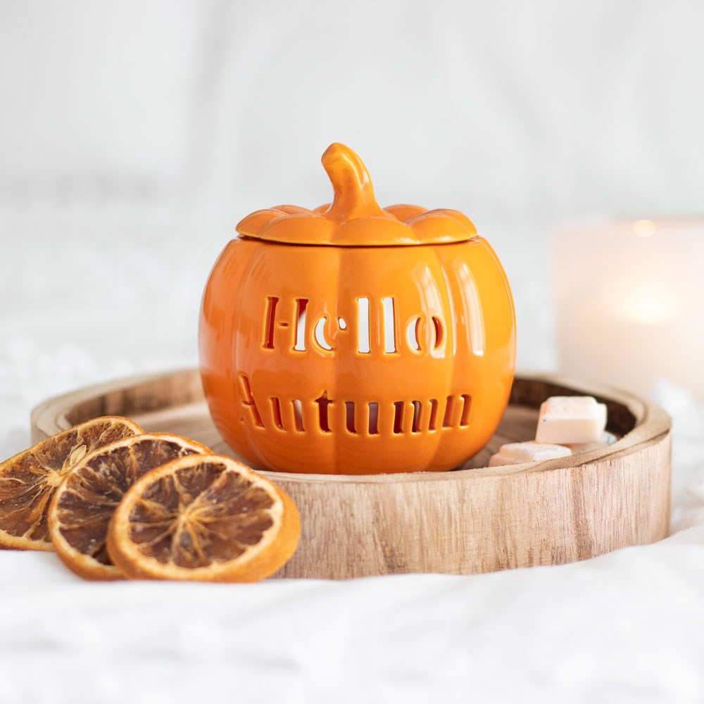 Quemador de aceites calabaza con texto calado Hello Autumn – Ami Home Decor