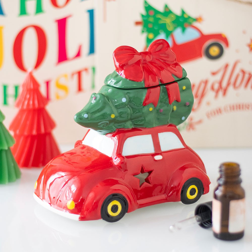 Quemador de aceites y cera con forma de coche rojo con árbol de Navidad – Ami Home Decor