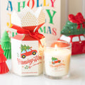 Vela aromática frutos rojos especiados con coche rojo – Ami Home Decor